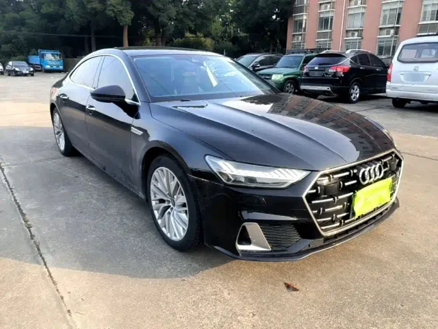 Audi A7L — Фото автомобиля 3