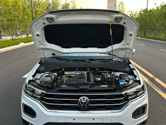Volkswagen T-Roc — Фото автомобиля 11