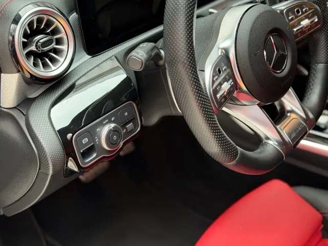 Mercedes-Benz A-Class AMG — Фото автомобиля 13