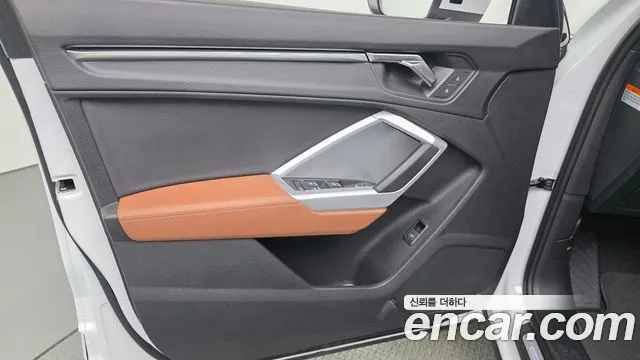 Audi Q3 35 TDI Premium — Фото автомобиля 24