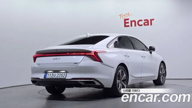 Kia K8 Hybrid — Фото автомобиля 2
