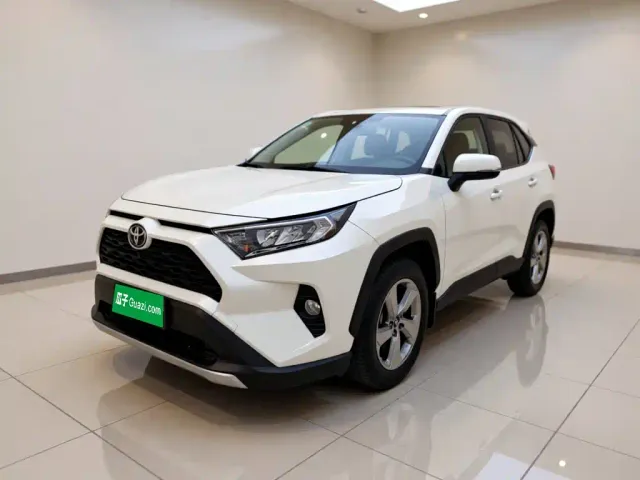 Фотография автомобиля — Toyota RAV4