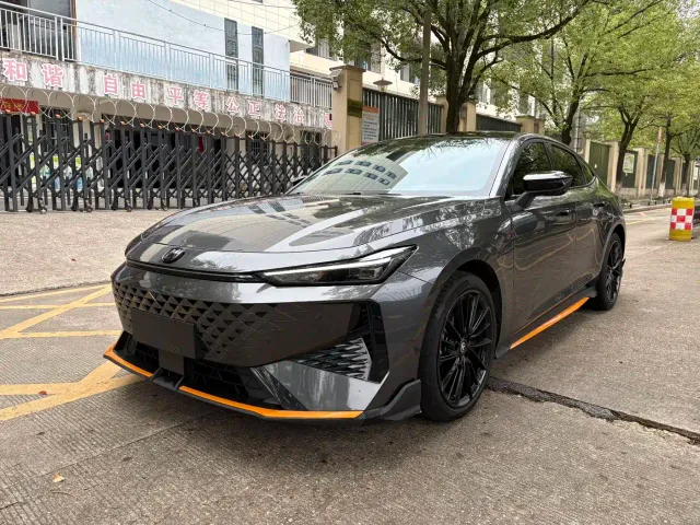 Фотография автомобиля — Changan UNI-V