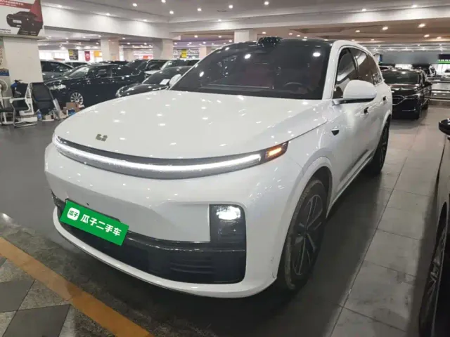 Фотография автомобиля — Li Auto L7