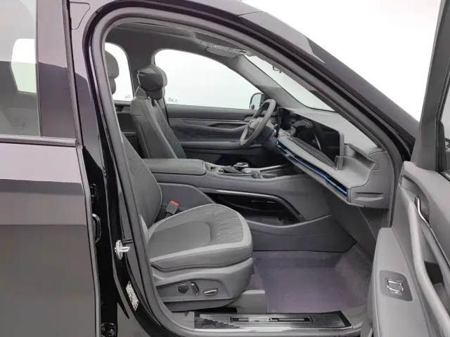Ford Edge — Фото автомобиля 23