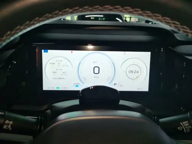 GAC Aion S Plus — Фото автомобиля 11