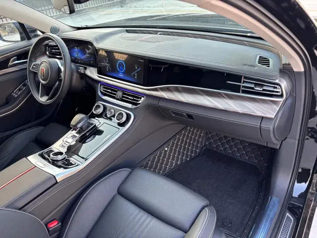 Hongqi H9 — Фото автомобиля 18