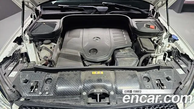 Mercedes-Benz GLE-Class — Фото автомобиля 4