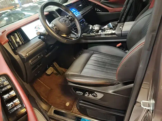 GAC Trumpchi M8 — Фото автомобиля 14