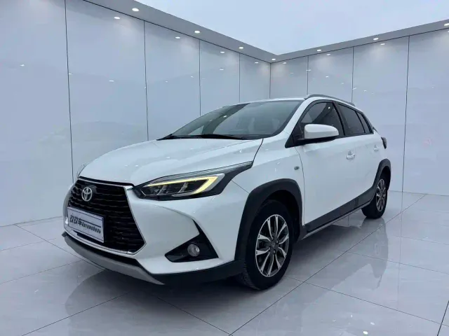 Фотография автомобиля — Toyota YARiS L Zhi Xuan