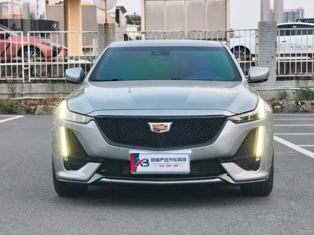 Cadillac CT5 — Фото автомобиля 3