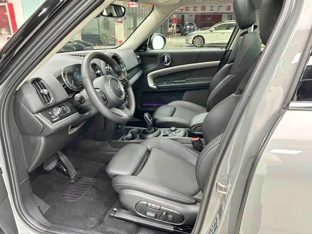 MINI Countryman — Фото автомобиля 16