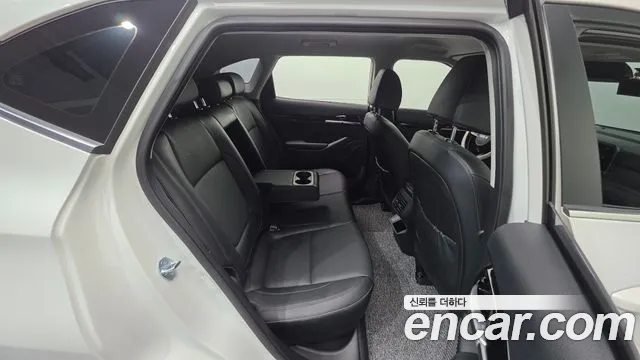 Kia Seltos Новый Seltos Бензин 2.0 4WD — Фото автомобиля 18