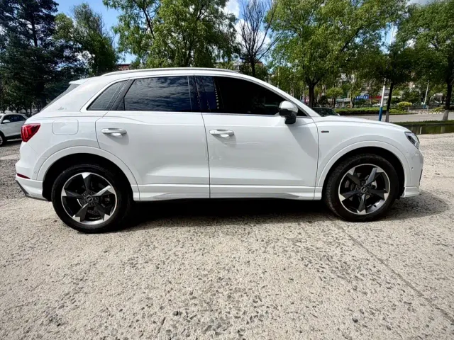 Audi Q3 — Фото автомобиля 7