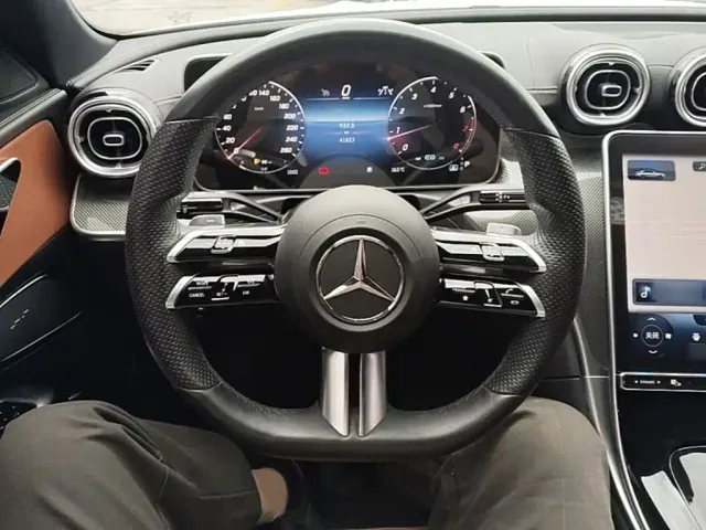 Mercedes-Benz C-Class — Фото автомобиля 10