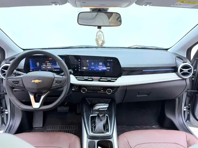 Chevrolet Monza — Фото автомобиля 9