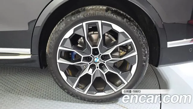 BMW X7 — Фото автомобиля 20