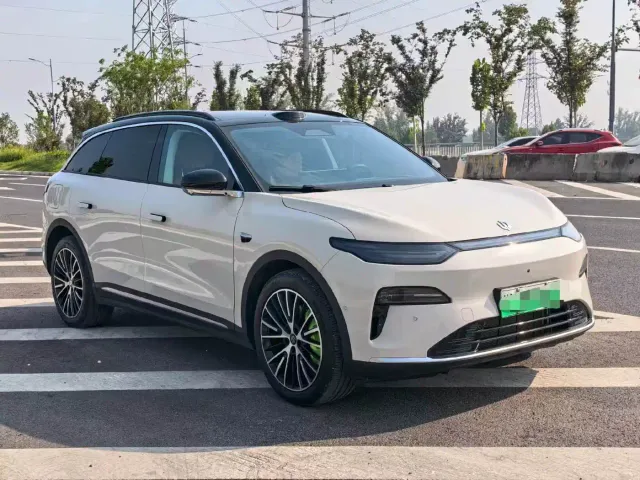 Leapmotor C11 — Фото автомобиля 3