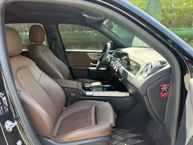 Mercedes-Benz GLB-Class — Фото автомобиля 10