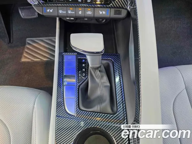 Hyundai AVANTE Avante (CN7) — Фото автомобиля 12