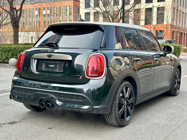 MINI Hatch — Фото автомобиля 7