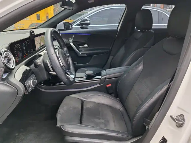 Mercedes-Benz A-Class — Фото автомобиля 16