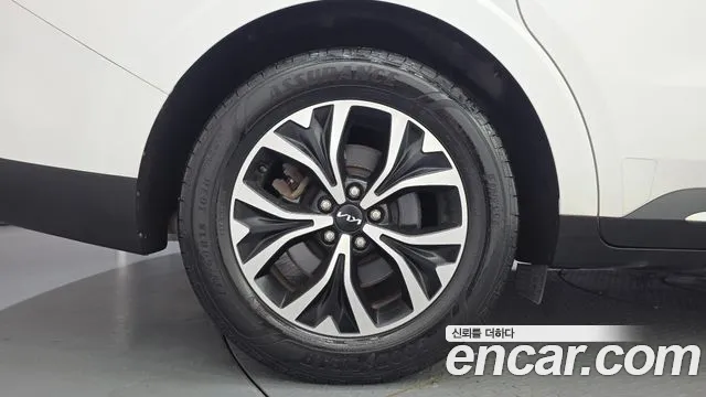 Kia Canival Carnival 4 поколение Бензин 9 мест Noblesse — Фото автомобиля 3