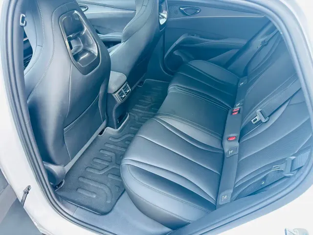 BYD Seal 06 — Фото автомобиля 12