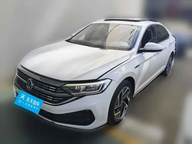 Фотография автомобиля — Volkswagen Sagitar