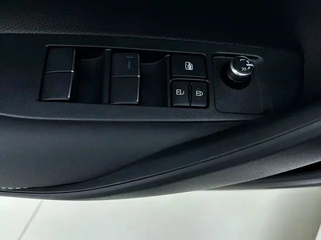 Toyota Corolla — Фото автомобиля 16