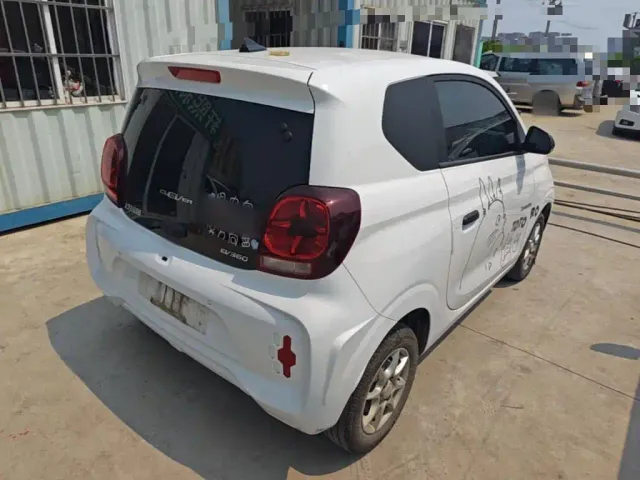 Roewe Clever — Фото автомобиля 6