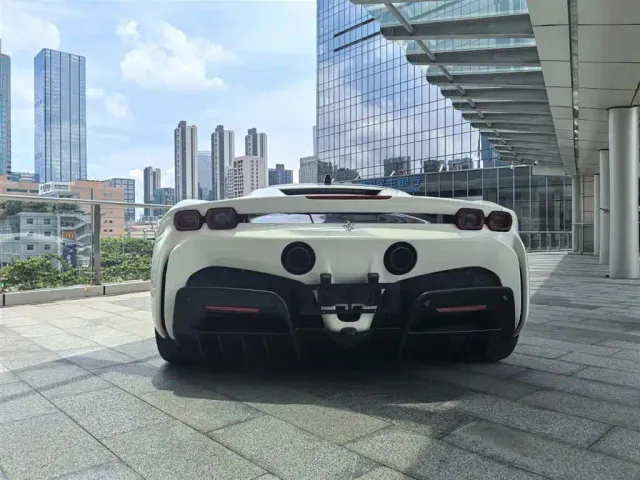 Ferrari SF90 — Фото автомобиля 5