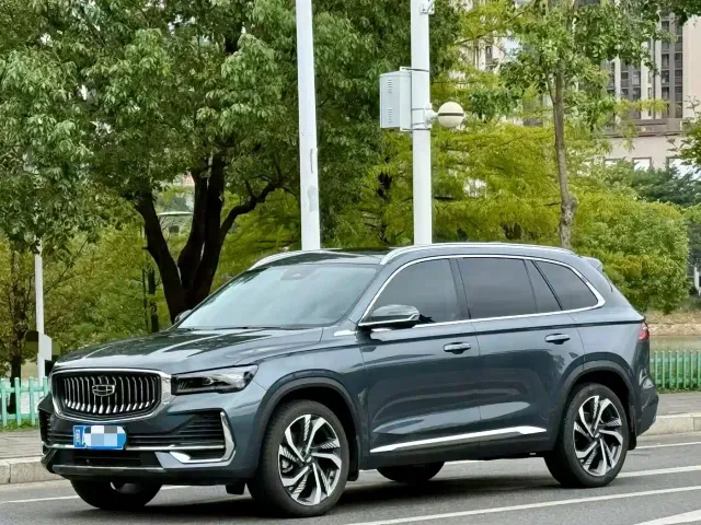 Фотография автомобиля — Geely Xingyue L