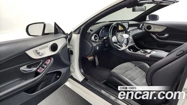 Mercedes-Benz C-Class — Фото автомобиля 10