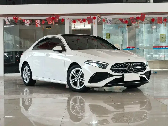 Mercedes-Benz A-Class — Фото автомобиля 3