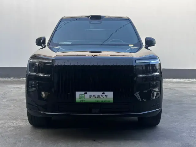 ZEEKR Zeekr 9X 2025 model Ultra Edition 70kWh — Фото автомобиля 2