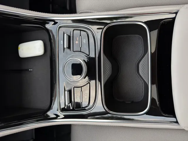 Geely Galaxy Stellar 6 — Фото автомобиля 16