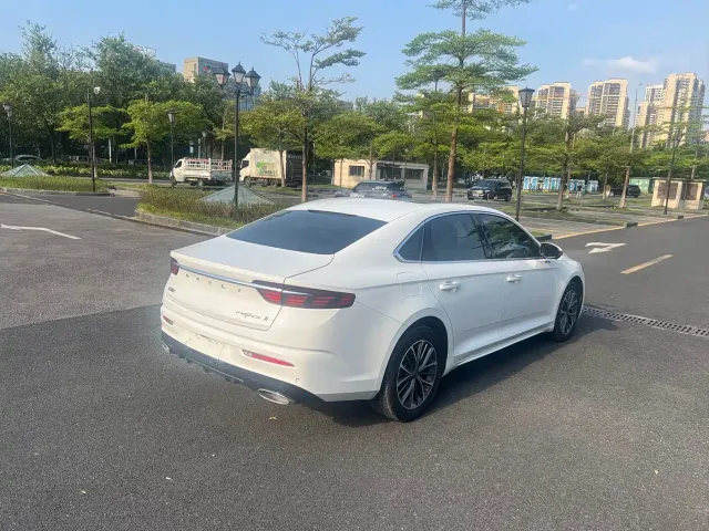 Geely Xingrui — Фото автомобиля 15