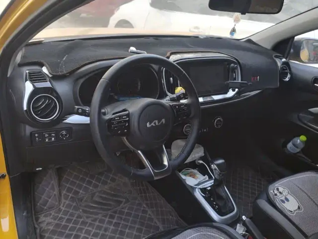 Kia KX1 — Фото автомобиля 12
