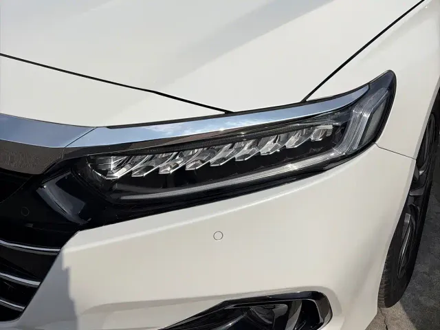 Honda Accord — Фото автомобиля 4