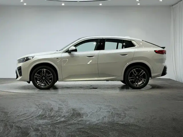 BMW X2 — Фото автомобиля 5