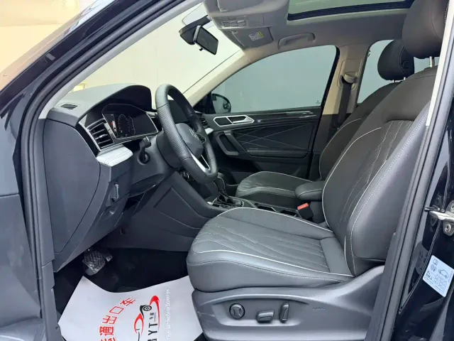 Volkswagen Tiguan L — Фото автомобиля 7