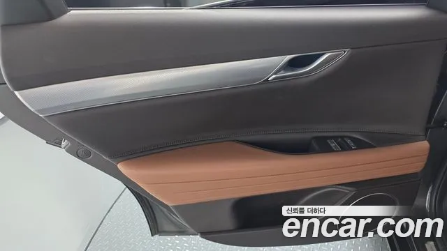 Genesis G80 RG3 — Фото автомобиля 24