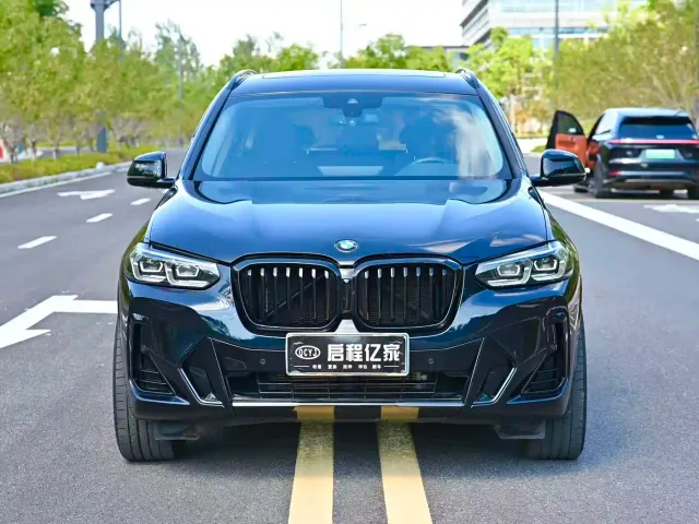 BMW X3 — Фото автомобиля 2