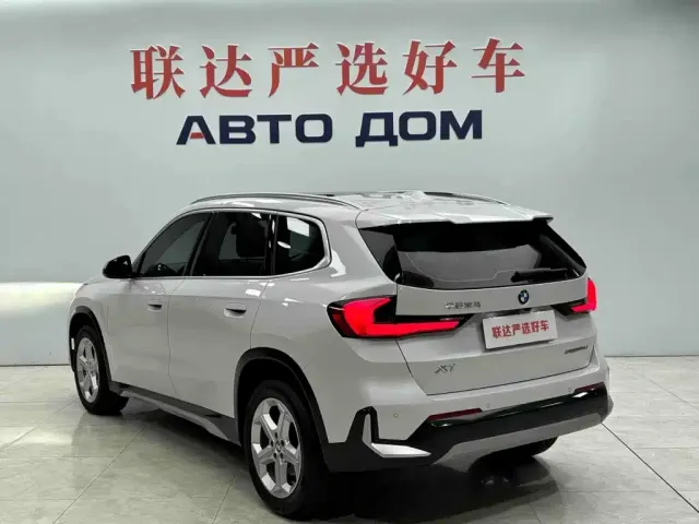 BMW X1 — Фото автомобиля 4