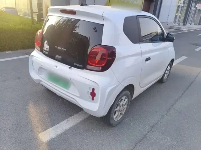 Roewe Clever — Фото автомобиля 6