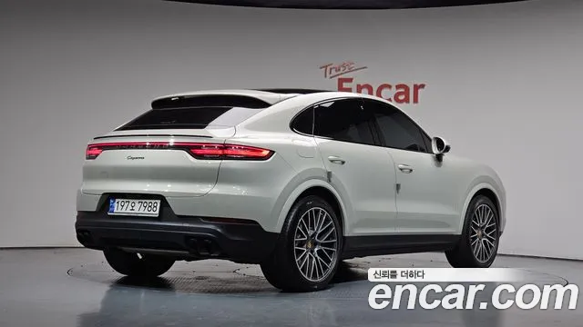 Porsche Cayenne — Фото автомобиля 2