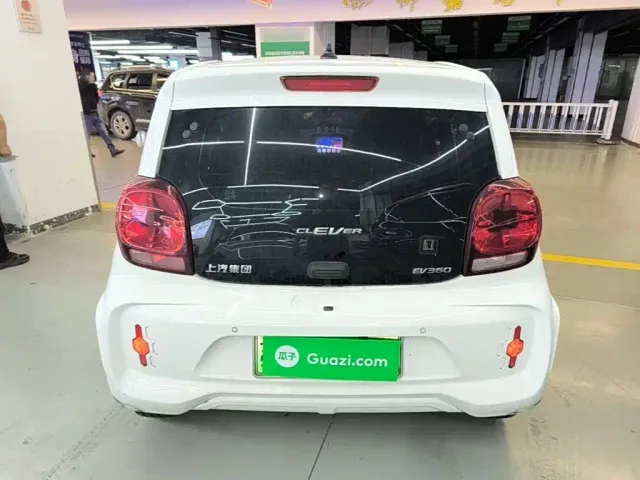 Roewe Clever — Фото автомобиля 5