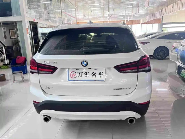 BMW X1 — Фото автомобиля 10