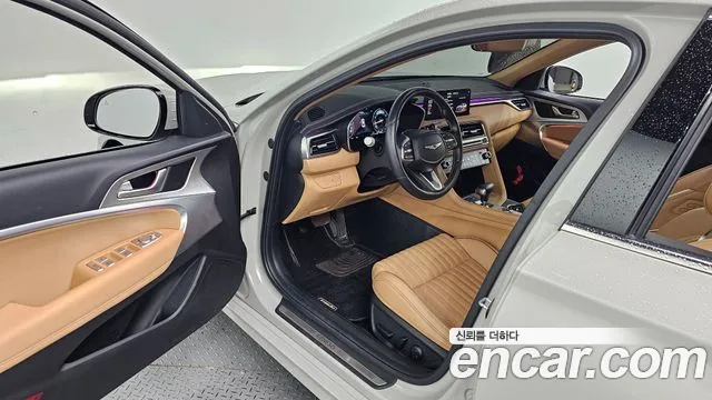 Genesis G70 New — Фото автомобиля 16